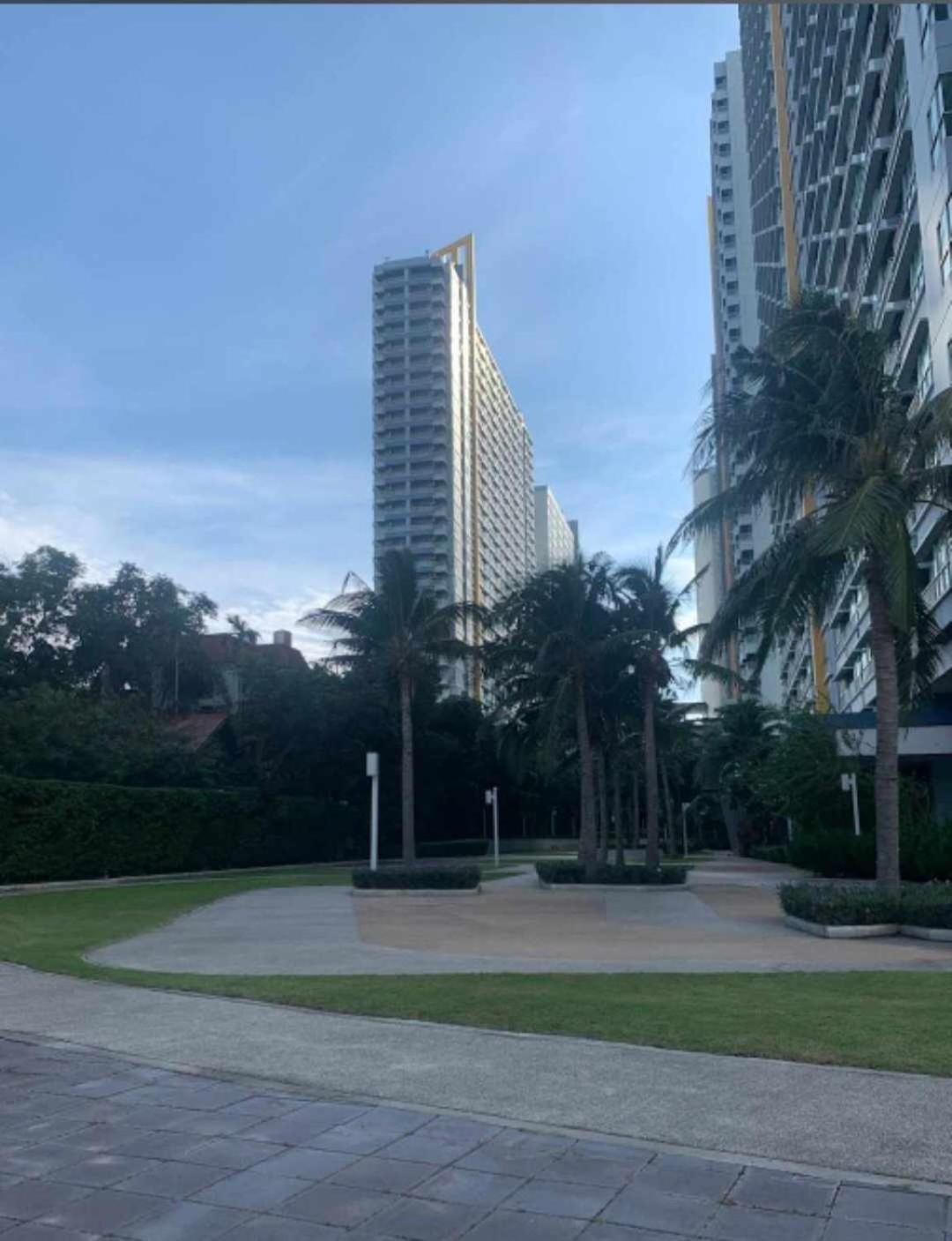 2 ห้องนอน 2 ห้องน้ำ Seaview Jomtien ชั้น18 Apartment Екстериор снимка