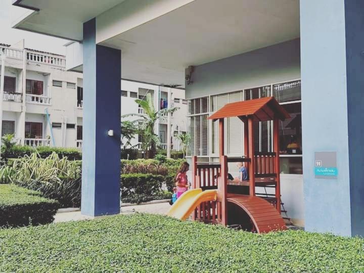 2 ห้องนอน 2 ห้องน้ำ Seaview Jomtien ชั้น18 Apartment Екстериор снимка